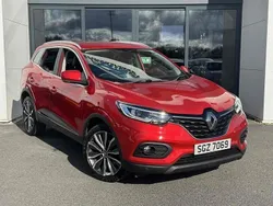 Flame red Used 2020 Renault Kadjar Iconic SUV | £11,195 (Good price)