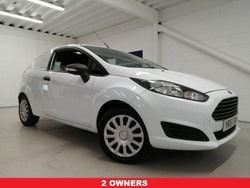 White Used 2015 Ford Fiesta Hatchback | £3,450 (Fair price)