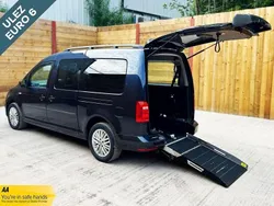 Blue Used 2017 VW Caddy Maxi Life Life MPV | £15,945 (Fair price)