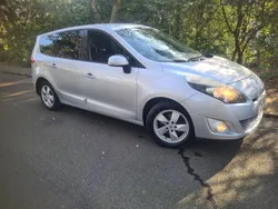Silver Used 2011 Renault Grand Scénic III Dynamique MPV | £2,495 (Fair price)