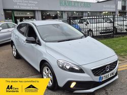 Blue Used 2015 Volvo V40 CC SE Estate | £7,000 (Fair price)