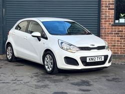 White Used 2012 Kia Rio Air Hatchback | £1,975 (Expensive)