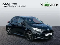 Black Used 2023 Toyota Yaris Hybrid Design Hatchback | £19,000 (Fair price)