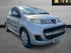 Silver Used 2009 Peugeot 107 Hatchback | £1,695 (Fair price)