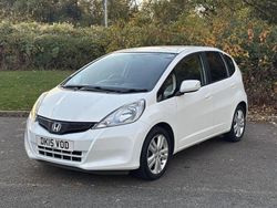 White Used 2015 Honda Jazz ES Hatchback | £9,200 (Good price)
