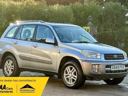 Silver Used 2000 Toyota RAV4 SUV | £1,990 (Super price)