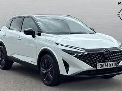 White Used 2025 Nissan Qashqai Tekna SUV | £32,111 (Expensive)
