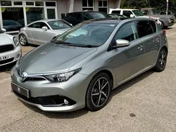 Grey Used 2018 Toyota Auris Hybrid Design Hatchback | £12,995 (Fair price)