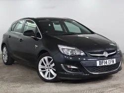 Black Used 2014 Vauxhall Astra SRi Hatchback | £4,775 (A bit pricey)