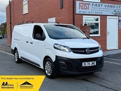 White Used 2020 Vauxhall Vivaro Van | £10,739 (Fair price)
