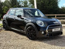 Black Used 2019 Mini Cooper S Hatch Hatchback | £13,501 (Fair price)
