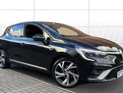 Black Used 2022 Renault Clio V RS Line Hatchback | £13,452 (Fair price)