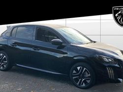 Yellow New 2025 Peugeot 208 Allure Hatchback | £19,690 (Good price)