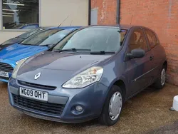 Blue Used 2009 Renault Clio II Extreme Hatchback | £1,850 (Fair price)