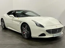 White Used 2015 Ferrari California Cabriolet | £69,995 (Good price)