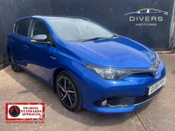 Blue/black Used 2018 Toyota Auris Hybrid Design Hatchback | £11,995 (Fair price)