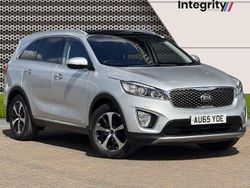 Silver Used 2015 Kia Sorento SUV | £15,230 (A bit pricey)