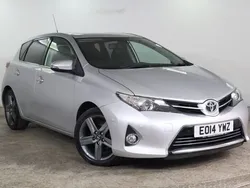 Silver Used 2014 Toyota Auris Multidrive S Hatchback | £7,575 (Good price)