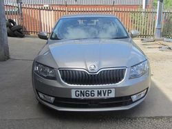 Beige Used 2016 Skoda Octavia SE L Hatchback | £8,495 (Good price)