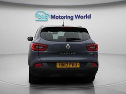 Grey Used 2017 Renault Kadjar Dynamique SUV | £7,484 (Fair price)