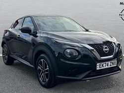 Black Used 2024 Nissan Juke N-Connecta SUV | £17,986 (Fair price)