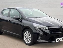 Black Used 2024 Renault Clio V Evolution Hatchback | £13,215 (Super price)