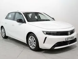 White Used 2023 Vauxhall Astra Design Edition Hatchback | £16,700 (Good price)
