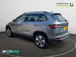 Grey New 2024 Skoda Karoq SE Drive SUV | £25,000 (Fair price)