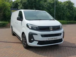 White New 2024 Vauxhall Vivaro Van | £21,998 (Fair price)