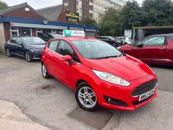 Red Used 2014 Ford Fiesta Zetec Hatchback | £3,299 (Good price)