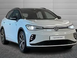 Glacier white with black roof New 2024 VW ID.4 GTX SUV | £33,795 (Fair price)
