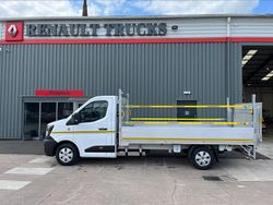 White New 2025 Renault Master Van | £38,950