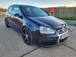 Black Used 2008 VW Golf VI R Hatchback | £2,995 (Super price)