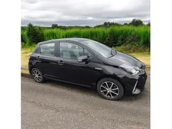 Black Used 2018 Toyota Yaris Hybrid Hatchback | £12,995 (Good price)