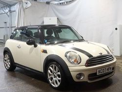 White Used 2007 Mini Cooper D Hatch Hatchback | £1,395 (Fair price)