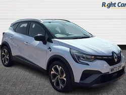 Artic white/black Used 2022 Renault Captur RS Line SUV | £17,499 (Fair price)