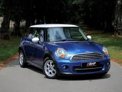 Blue Used 2013 Mini Cooper Hatch Hatchback | £3,895 (Good price)