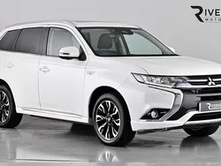 White Used 2018 Mitsubishi Outlander P-HEV SUV | £13,450 (Fair price)