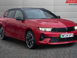 Used 2025 Vauxhall Astra Ultimate Estate | £18,989 (Good price)