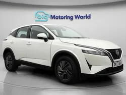 White Used 2023 Nissan Qashqai Acenta Premium SUV | £16,700 (Good price)