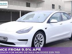 Used 2021 Tesla Model 3 Standard Range Plus Sedan | £18,985 (Fair price)