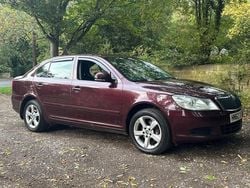Maroon Used 2012 Skoda Octavia SE Hatchback | £995