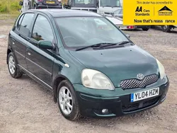 Green Used 2004 Toyota Yaris Hatchback | £2,488 (Fair price)