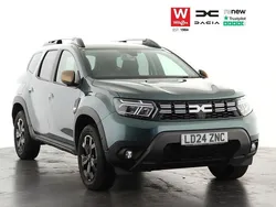 Green Used 2024 Dacia Duster Extreme SUV | £17,995 (A bit pricey)