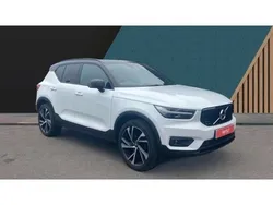 White Used 2018 Volvo XC40 R-Design Pro SUV | £16,098 (Fair price)
