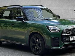 Green Used 2025 Mini Countryman SUV | £34,196 (Fair price)
