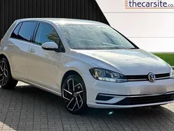Used 2017 VW Golf VII SE Hatchback | £9,995 (A bit pricey)