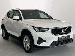 White New 2025 Volvo XC40 Core SUV | £32,474 (Super price)
