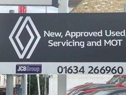 Orange Used 2021 Renault Clio V Version S Hatchback | £11,995 (Fair price)