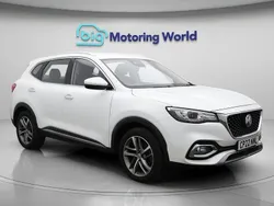 White Used 2022 MG HS Excite SUV | £12,150 (Fair price)
